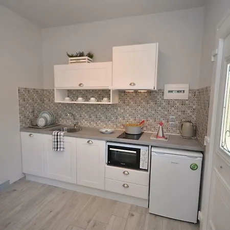 Thalassa * Paleokastritsa